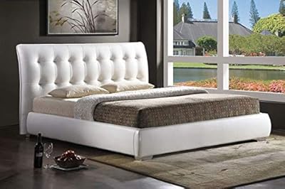 R2R Furniture Elegant Bed White Leather Queen size 160 x 200 cm with mattress.. Shop from anywhere in Nigeria and receive your DIAYTAR purchases at affordable prices within a week.