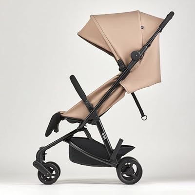 Ineix Air Z light travel stroller (ivory).. DIAYTAR NIGERIA delivers affordability and convenience to your doorstep within 8 days of purchase.
