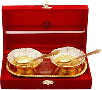 Set of service bowls with a silver floral pattern (silver, pack of 5).. Everyday deals, every category — only on DIAYTAR Nigeria.