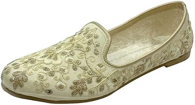 Punjabi Jutti shoes for men, wedding moccasins, comfortable sherwani shoes with an Indian flat design.. DIAYTAR NIGERIA redefines convenience with our vast product selection and swift nationwide delivery.