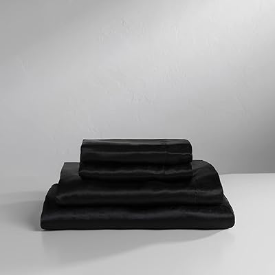 Baltic Linen luxury satin bedroom, King size, black, 4 rooms.. Experience shopping without compromise at DIAYTAR NIGERIA, with vast selection and quick delivery.