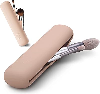 Travel make-up carrier, silicone makeup brush bag, fashion portable fashion holder, waterproof and soft travel makeup organizer.. DIAYTAR NIGERIA: Where value shopping meets reliable 5-8 day delivery across the nation.