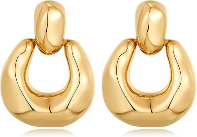 Golden hanging earrings for women and girls multi-formal loops with design.. Shop confidently with DIAYTAR NIGERIA, offering affordable prices and reliable delivery within a week.