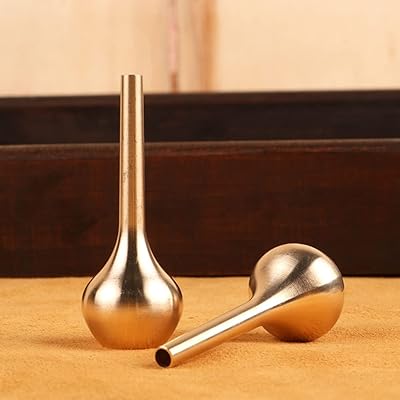 Mini vase with gold metal, elegant small copper vase, modern brass vase, vintage decorative flower vase for wedding table decoration (gold, 1 room).. DIAYTAR NIGERIA: Bringing quality products to your doorstep at prices that won't break the bank.