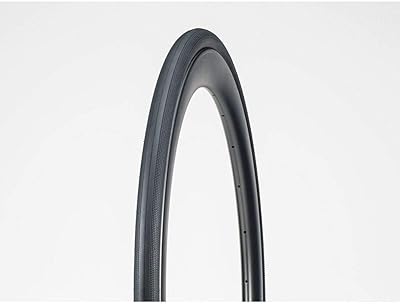 Bontrager R3 Hard-Case Lite 700 x 25c road bike tire.. DIAYTAR NIGERIA transforms online retail with unbeatable prices and consistent delivery timeframes.