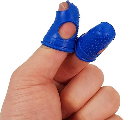 CLERA - Non -slip protector for rubber finger finger gel, finger sleeves protecting paperwork items and desktop supplies, silicone synchronization (medium -sized 3 package).. DIAYTAR NIGERIA: Where every shopping need is met with affordable prices and timely delivery.