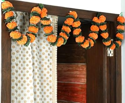 Crown hanging door toran from Orange Wande Fow Fow Fowl of Etiha for Diwali, Puja, Satyanrayan, New House, AUGURE OUC - 1.3 m.. Discover why DIAYTAR NIGERIA is the smart shopper's choice for affordable products delivered nationwide.