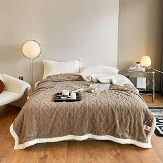 New single -tight velvet blanket, hot thermal cover in flannel for summer and winter, double bed cover (beige).. More than a store — DIAYTAR Nigeria is your shopping partner.