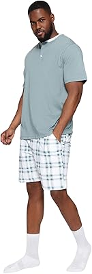 Men's pajama set made up of a tall t-shirt and shorts in large canvas.. DIAYTAR NIGERIA revolutionizes access to quality products with affordable prices and dependable shipping.