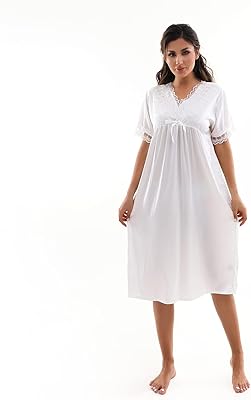 Night shirt for adult woman light mood in sweet satin.. DIAYTAR NIGERIA brings the marketplace experience online with affordable and reliable delivery service.