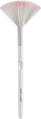 Wet n Wild fan brush, blinking brush for highlights, eyeshadows and exfoliating masks, ergonomic handle.. Your daily needs delivered to your door — DIAYTAR Nigeria style.