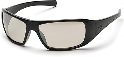 Pyramex Goliath safety glasses.. Why waste time in traffic when you can shop online at DIAYTAR Nigeria? Enjoy convenience, unbeatable prices, and prompt delivery anywhere in Nigeria.