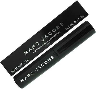 Mascara Major Volume Marc Jacobs Beauty Velvet Noir Format Voyage.. DIAYTAR NIGERIA: Connecting Nigerians with their needs through our affordable and diverse marketplace.