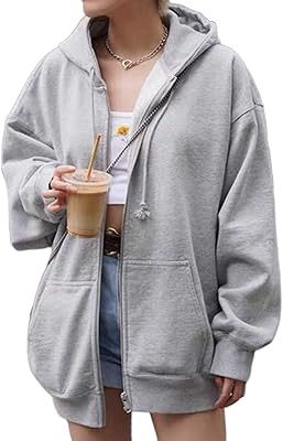 Sweatshirts oversized butterfly for women, hooded coat with zipped pocket.. Your comprehensive marketplace awaits at DIAYTAR NIGERIA with affordable prices and reliable delivery times.