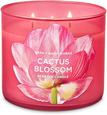 Scented candle with 3 Bath & Body Works 411g - Candle scented candle with essential oils.. DIAYTAR NIGERIA: Where every shopping need is met with affordable prices and timely delivery.