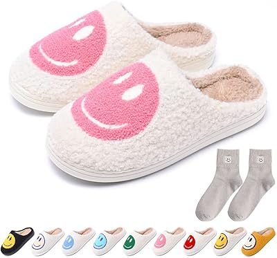 Classic slippers with Smiley design for women and men, comfortable and warm slippers in plush, interior and outdoor winter slippers, gentle non -slip slippers.. DIAYTAR NIGERIA: Where every Nigerian finds affordable products delivered within the week.