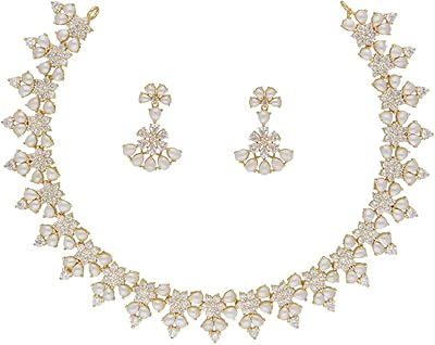 Set of necklaces Sri Gajagamba Pearls Sara for women, one size, white, pearl, pearl.. Discover the convenience of DIAYTAR NIGERIA's vast e-commerce platform with delivery in just 5-8 days.