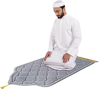 Flannel prayer carpet | mosque soft style prayer carpet | Prayer carpet with pompoms, prayer mat, portable prayer carpet, travel prayer mat.. Everything you want, delivered fast — DIAYTAR Nigeria does it better.