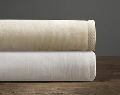 Downtown Company coverage - Sweet cashmere cover for bed, sofa or sofa - acrylic and cotton fabric imported from Portugal - Queen size cream blanket.. DIAYTAR NIGERIA combines extensive product options with budget-friendly prices, delivered in 5-8 days.
