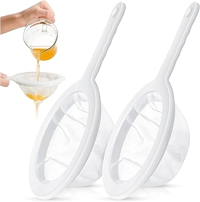 Fine mesh in nylon plastic colander with small separation mesh handle.. Navigate through thousands of products at pocket-friendly prices with DIAYTAR NIGERIA's easy-to-use platform.