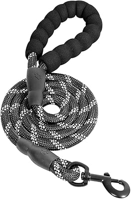 Robust 1.5 m leash with comfortable padded handle and highly reflective strings with metal clip and reinforced rubber for small, medium and large dogs... DIAYTAR NIGERIA combines the largest product selection with affordable prices and reliable delivery.
