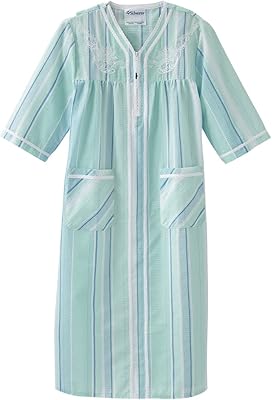 Night shirt open for women with quarter of zipper on the front - anti -regard hospital dress for the elderly.. Shop smarter with DIAYTAR NIGERIA's vast product range and budget-friendly delivery within the week.