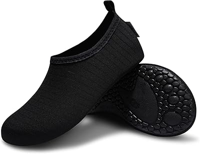 Aquatic shoes for men and women, aquatic socks with fast drying, beach shoes to put on, swimming shoes, yoga socks barefoot for sport, beach, swimming, surfing, yoga.. Your ideal shopping companion, DIAYTAR NIGERIA offers unmatched variety with delivery within a week.