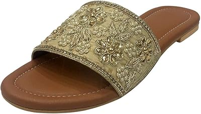 Golden embroidered sandals for women, Indian wedding sandals JHUI Open back.. DIAYTAR NIGERIA revolutionizes access to quality products with affordable prices and dependable shipping.