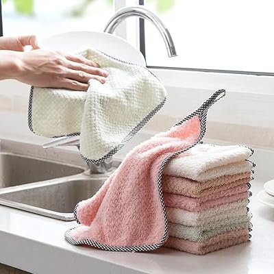 Rubik Lot of 4 kitchen towels to hang in coral fleece, super absorbent, multifunction, for cleaning the dishes, set of kitchen towels for the kitchen (lot of 4).. Make shopping fun and stress-free with DIAYTAR Nigeria.