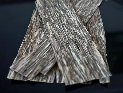 Indian and natural incense based on higher quality agar wood (12 grams, Vietnam - A ++).. Discover why millions choose DIAYTAR for affordable online shopping with delivery in just 5-8 days.