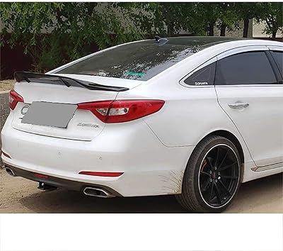 Rear car spoiler for Hyundai Sonata R 9th 2015-2019, in ABS plastic in carbon fiber with shiny black appearance for the rear roof of the tailgate.. Shop efficiently from anywhere with DIAYTAR NIGERIA's comprehensive platform and quick delivery options.