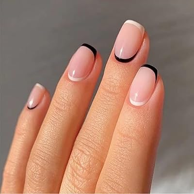 24 short squares at the nails on the nails French and white French tip.. DIAYTAR NIGERIA redefines convenience with our vast product selection and swift nationwide delivery.
