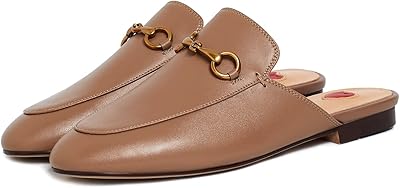 Flat sandals to put on leather with low heels for women of virtue.. DIAYTAR NIGERIA delivers more than products - we deliver affordable shopping satisfaction nationwide.