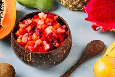 Bols in natural and durable coconut shells and 2 free coconut wooden spoons/perfect for breakfast, fruit, salad and desserts. Perfect vegan gifts.. Discover the joy of online shopping with DIAYTAR NIGERIA's budget-friendly prices and reliable shipping.