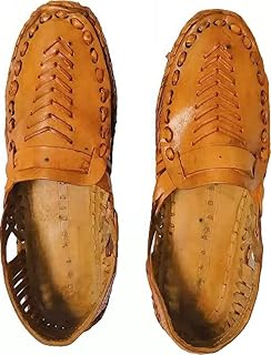 Kolhapuri leather Chappal Mojari sandals for Indian ethnic design men.. Experience shopping satisfaction with DIAYTAR NIGERIA's vast selection and nationwide delivery service.