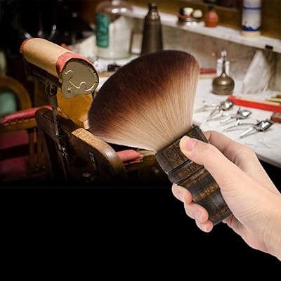 Large cleaning brush for the face and nylon neck with wooden handle.. Easy checkout, quick delivery — shop now on DIAYTAR Nigeria.