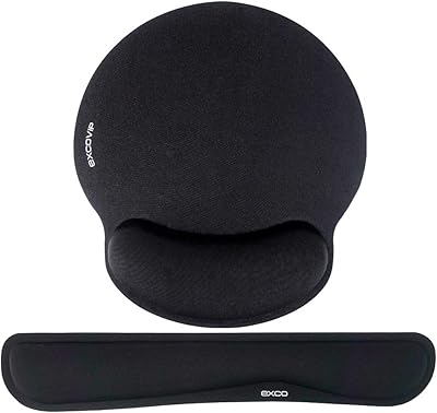 Mouse carpet set and wrist support for Exco black keyboard rubber background.. Experience DIAYTAR NIGERIA, where extensive product variety meets pocket-friendly prices and reliable delivery.