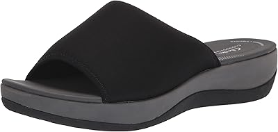 Sandals to put on Clarks Arla Nora for women.. DIAYTAR NIGERIA: Where shopping is affordable, selection is vast, and delivery is always reliable.