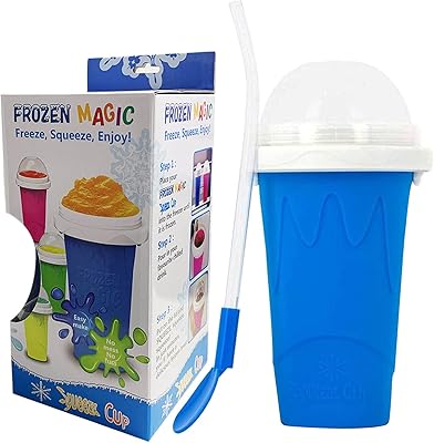 Cup in Slushie with Magic Squeeze straw the snow queen.. DIAYTAR NIGERIA makes quality accessible to all with our affordable prices and quick delivery service.