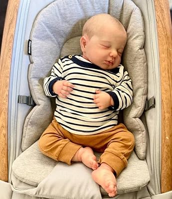 Baby Boy Boy Doll Angel Baby Reborn of real life doll.. Looking for quality and speed? You’ll find both at DIAYTAR Nigeria.