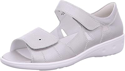 Waldover velcro strap sandals.. Join thousands of satisfied shoppers on DIAYTAR Nigeria.