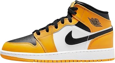 Homme jordan 1 mid university gold blanc/univ or-noir (554724 170).. DIAYTAR NIGERIA makes every purchase count with our affordable prices and reliable 5-8 day shipping.