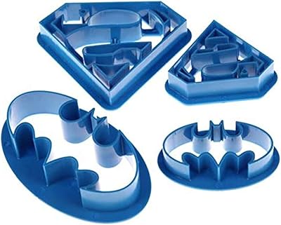 4 Batman and Superman cookie cutters plastic cookie cookie for children.. Shop from anywhere in Nigeria and receive your DIAYTAR purchases at affordable prices within a week.
