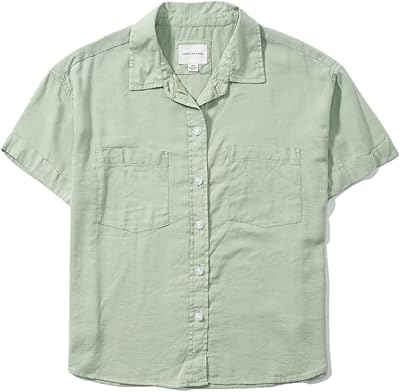 Women's buttoned shirt American Eagle.. DIAYTAR NIGERIA promises affordability and variety with every purchase, delivered in 5-8 days.