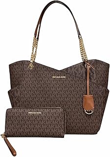 Large strain bag Michael Kors Jst with Dragonne Michael Kors Jst Continental (Signature Brown).. Transform your shopping experience with DIAYTAR NIGERIA's vast product selection delivered at unbeatable prices.
