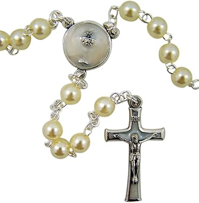 First community rosary in acrylic pearls in a transparent memory box.. DIAYTAR NIGERIA brings the marketplace to every Nigerian home with affordable prices and quick delivery.