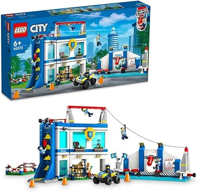 Lego City 60372 Set of the Police Training Academy (823 pieces).. DIAYTAR NIGERIA: Where shopping dreams become reality with affordable prices and prompt shipping.