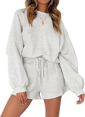 Overdown relaxation set for women with top and casual shorts with bat handles, two-room tracksuits.. Your trusted marketplace, DIAYTAR NIGERIA offers extensive variety with delivery within 8 days.