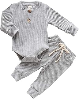 Set of unisex winter clothing for newborn, knitted tricker with long sleeves in plain cotton and ribbed pants, 0 months.. DIAYTAR NIGERIA revolutionizes online shopping with competitive prices and reliable 5-8 day delivery.