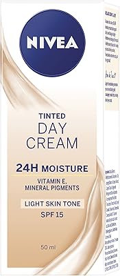 Nivea Face Daily Essentials Light Moisturizing Day SPF 15 (50 ml).. DIAYTAR NIGERIA stands as your affordable shopping ally with nationwide delivery in just 5-8 days.